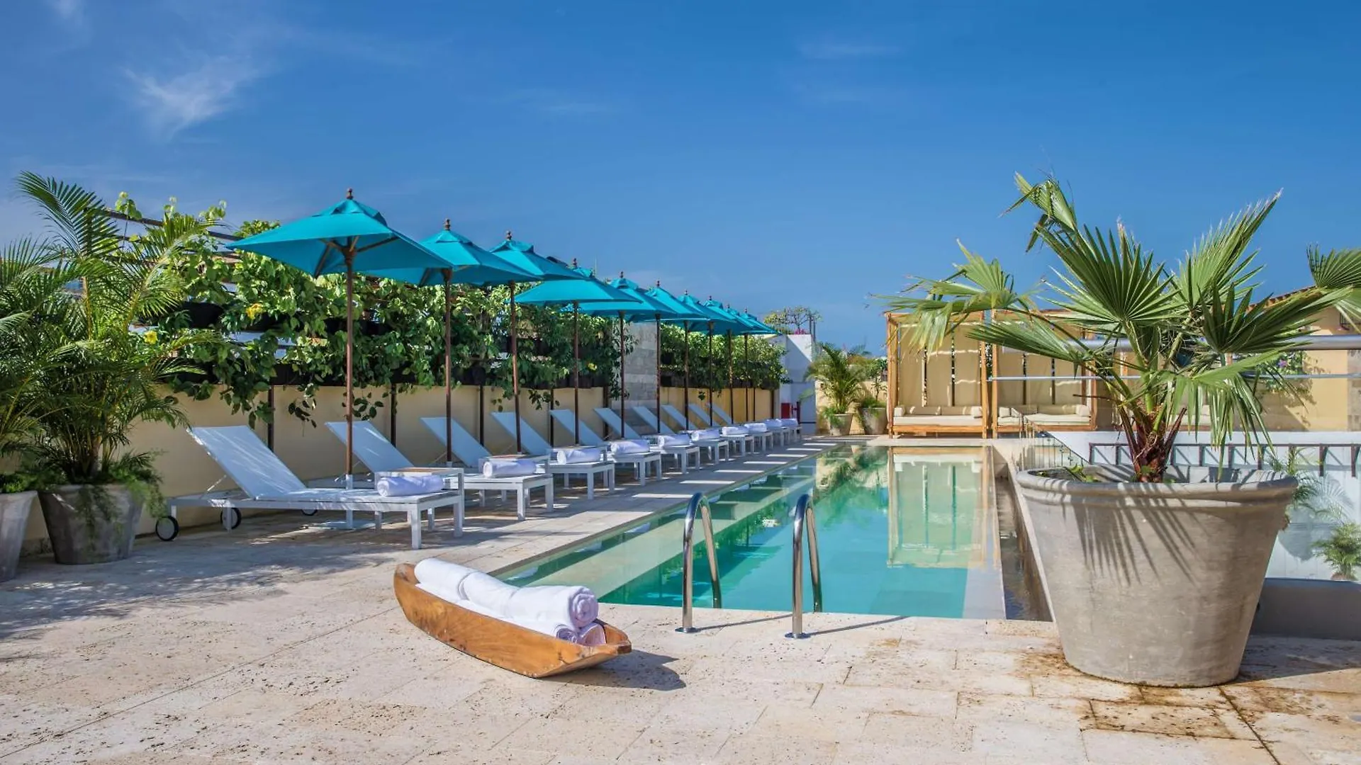 Nacar Hotel Cartagena, Curio Collection By Hilton