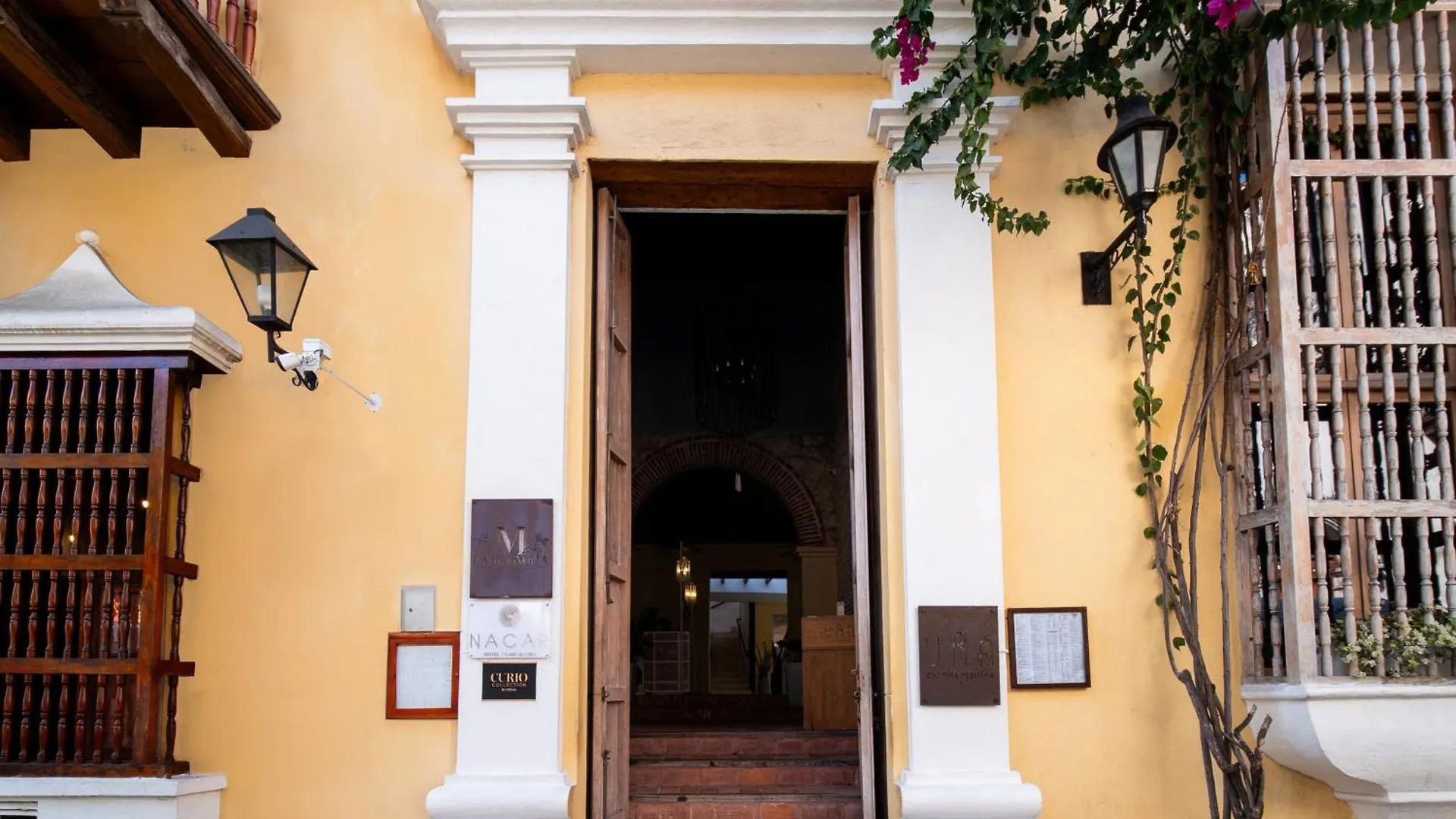 Nacar Hotel Cartagena, Curio Collection By Hilton