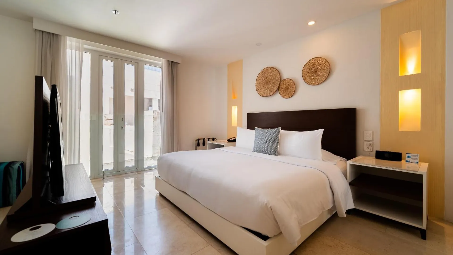 Nacar Hotel Cartagena, Curio Collection By Hilton