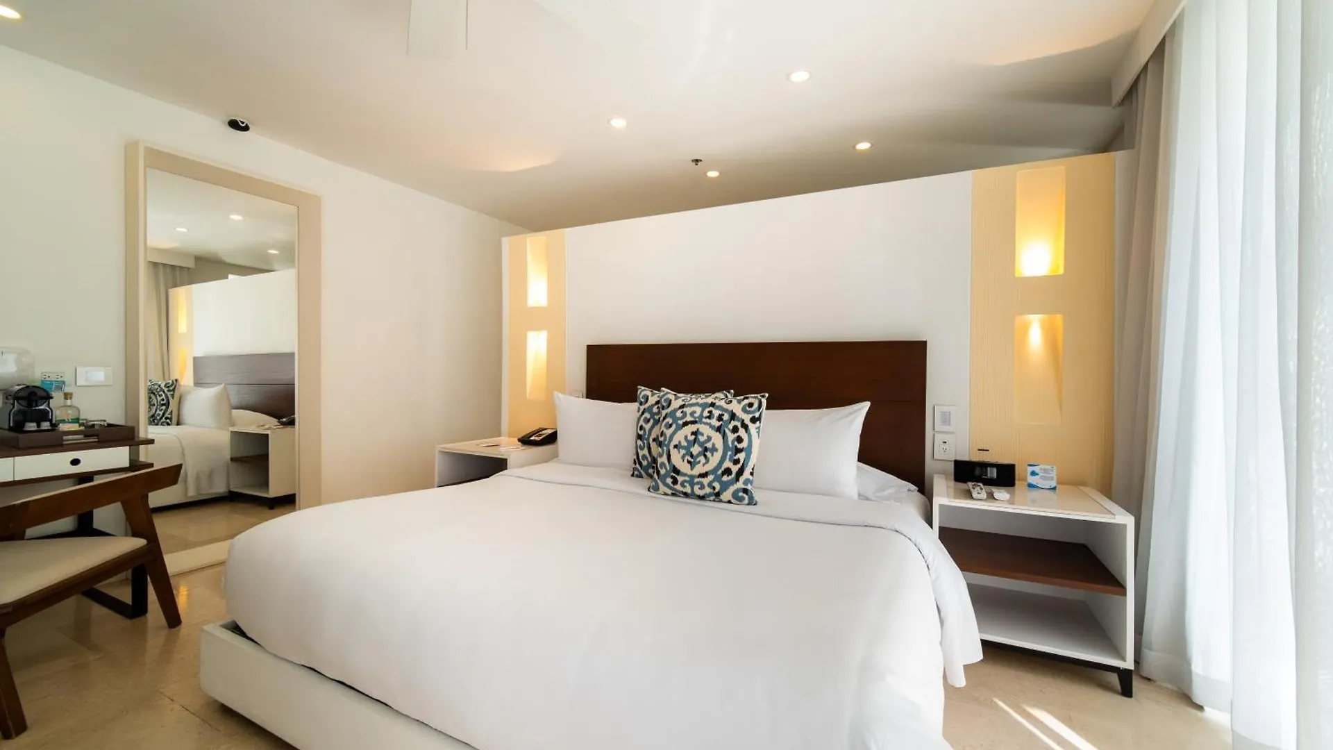 Nacar Hotel Cartagena, Curio Collection By Hilton  Cartagena