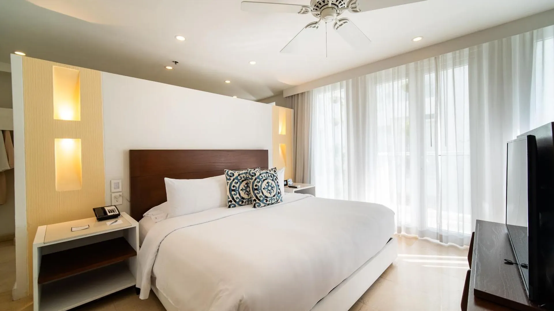 Nacar Hotel Cartagena, Curio Collection By Hilton  Cartagena