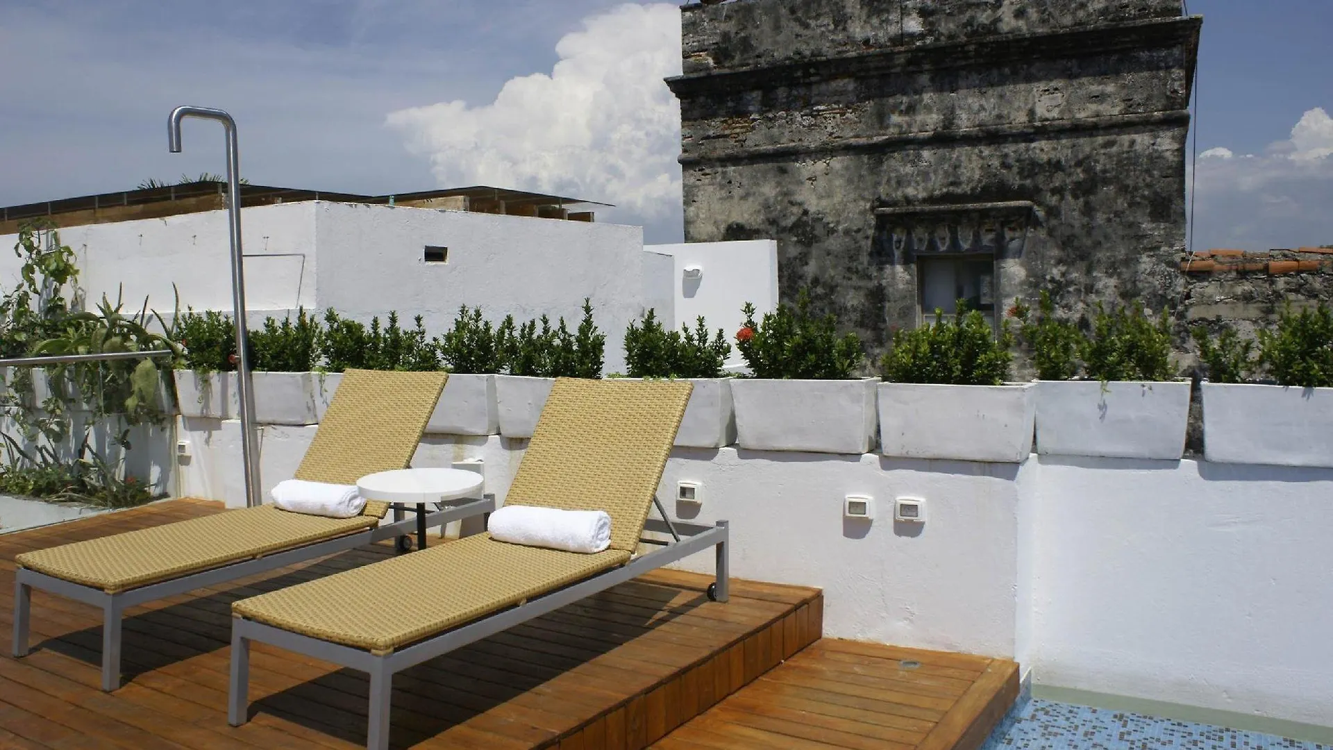 Nacar Hotel Cartagena, Curio Collection By Hilton