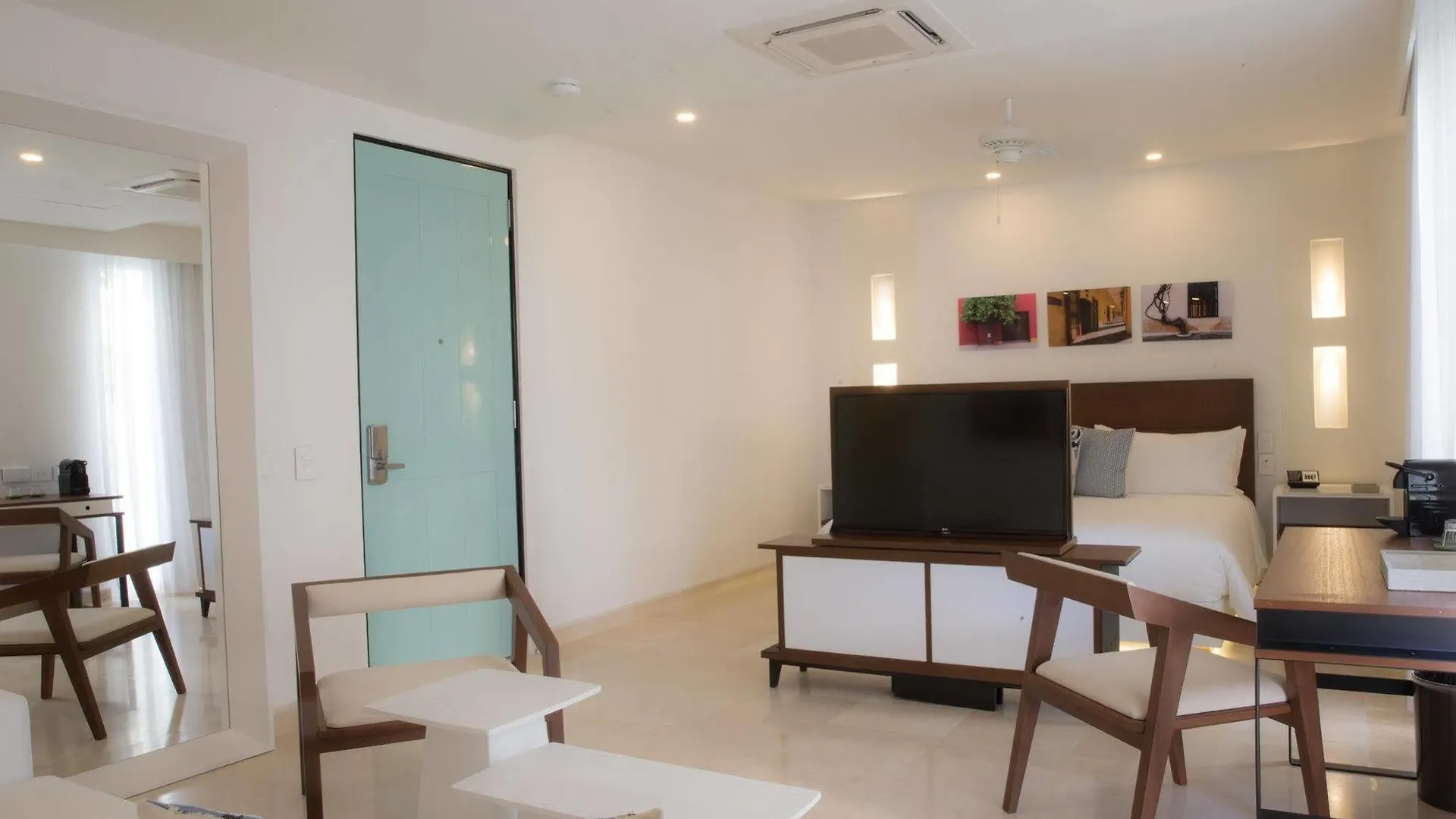 Nacar Hotel Cartagena, Curio Collection By Hilton Colombia
