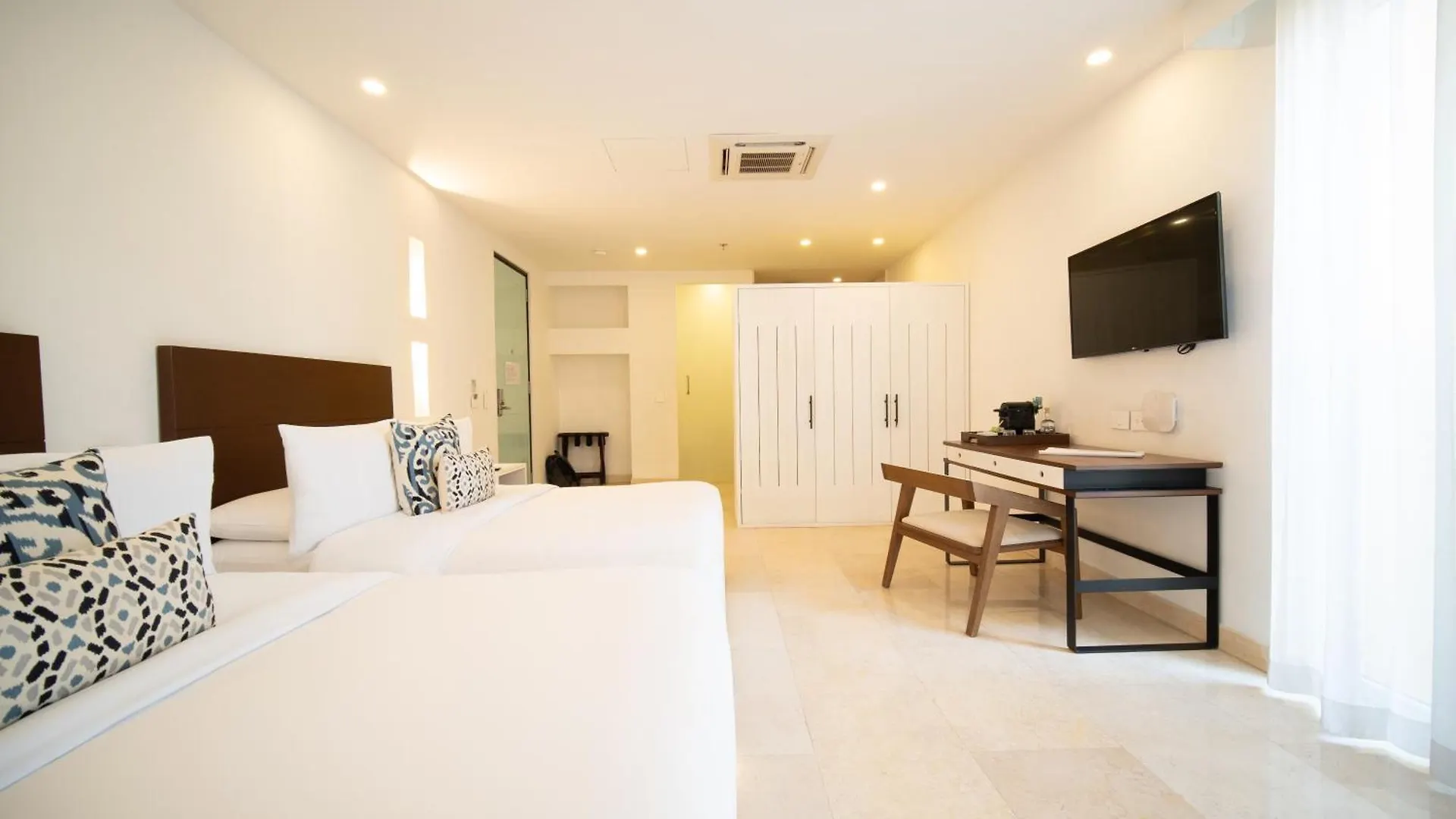 Nacar Hotel Cartagena, Curio Collection By Hilton Colombia