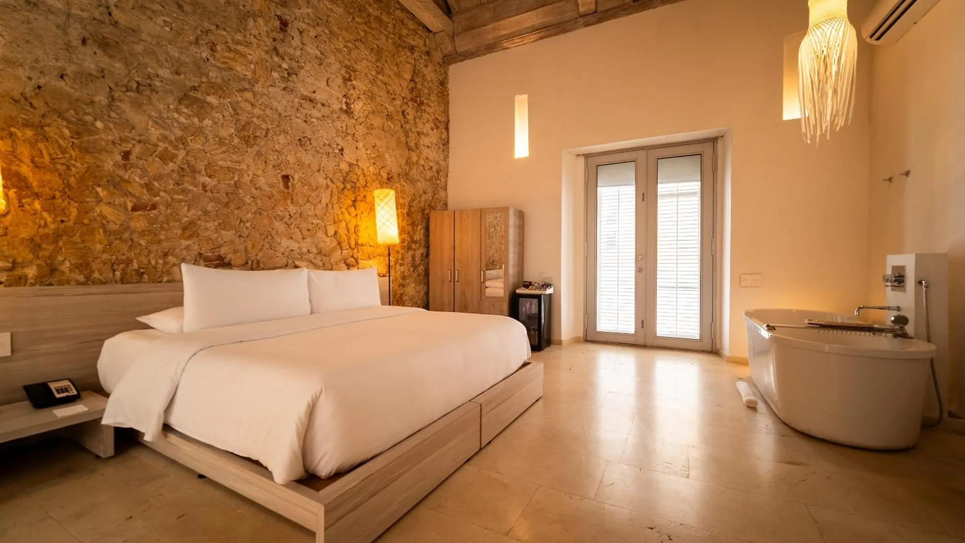 ****  Nacar Hotel Cartagena, Curio Collection By Hilton Colombia
