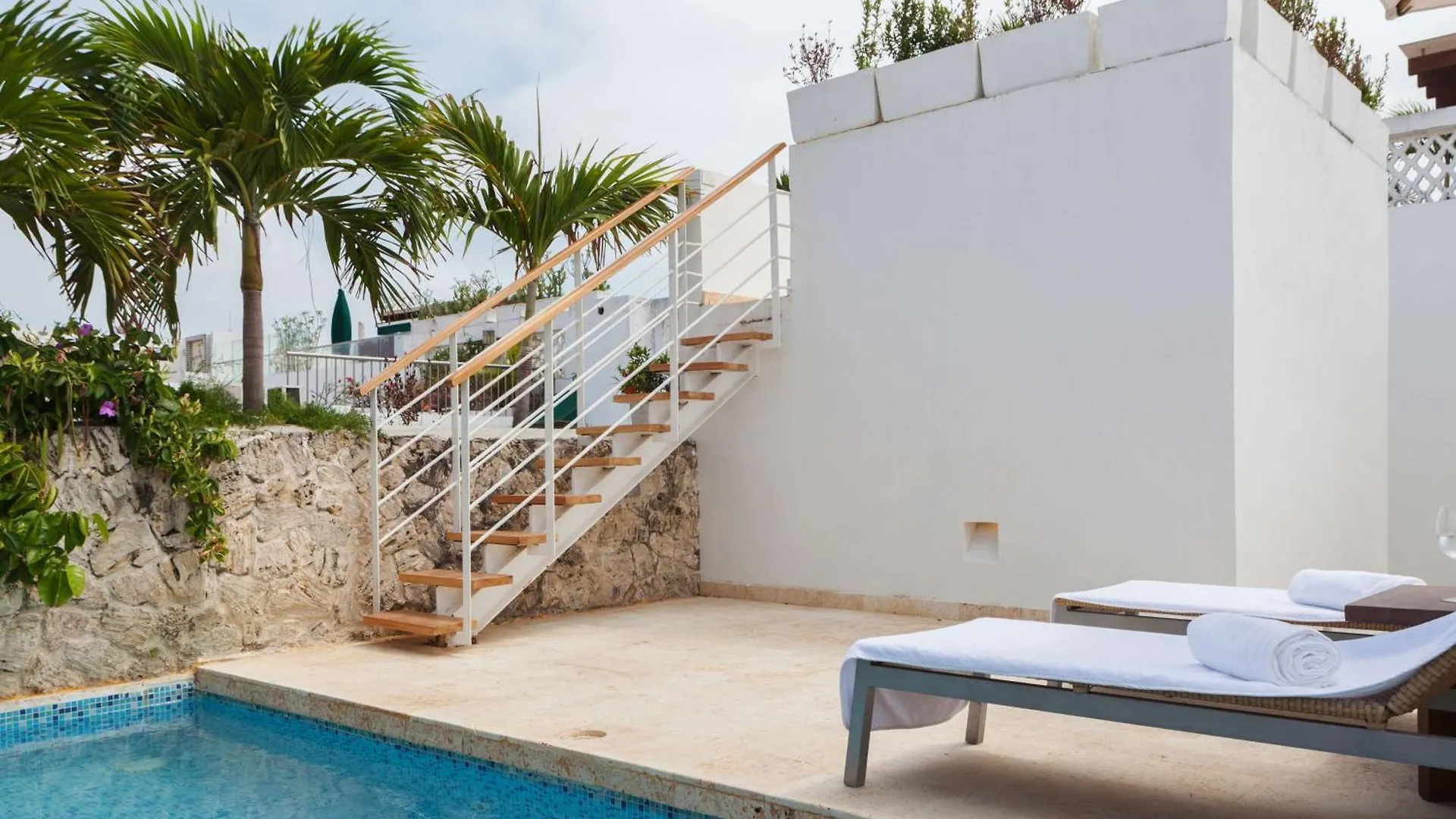 ****  Nacar Hotel Cartagena, Curio Collection By Hilton Colombia